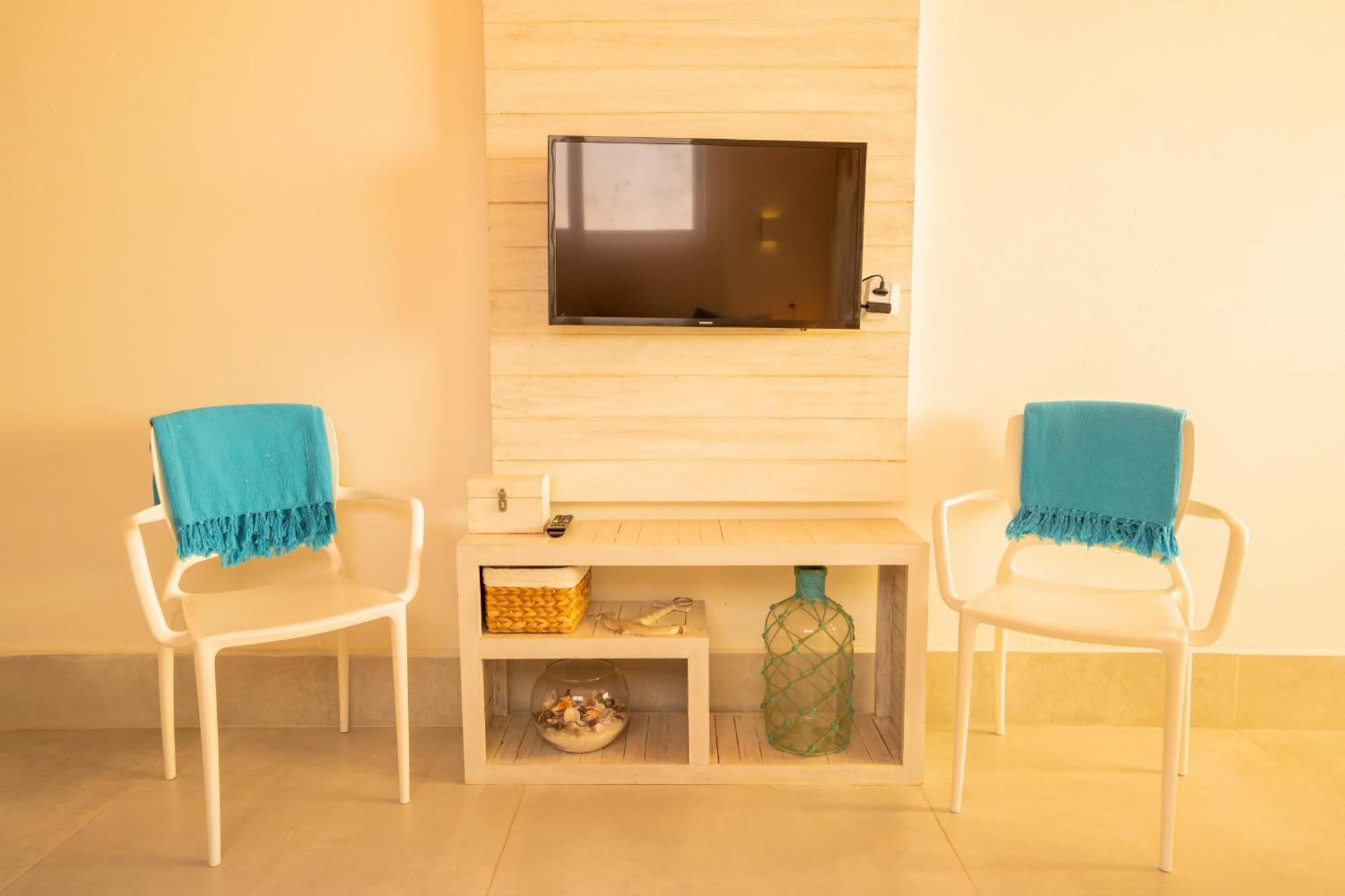 Casa D'Aroeira Residencial Boutique - Centro De Juquei - 2 Quadras Do Mar - Servico De Praia - Roupa De Cama 600 Fios Algodao Egipcio - Toalhas Banho E Praia - Tudo Novo - Estacionamento Interno - Cozinha - Consulte Unidades Com Ofuro Hidro E Cromote 外观 照片